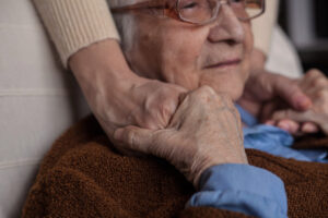 Learn late stage Alzheimer’s symptoms and care tips for family caregivers.